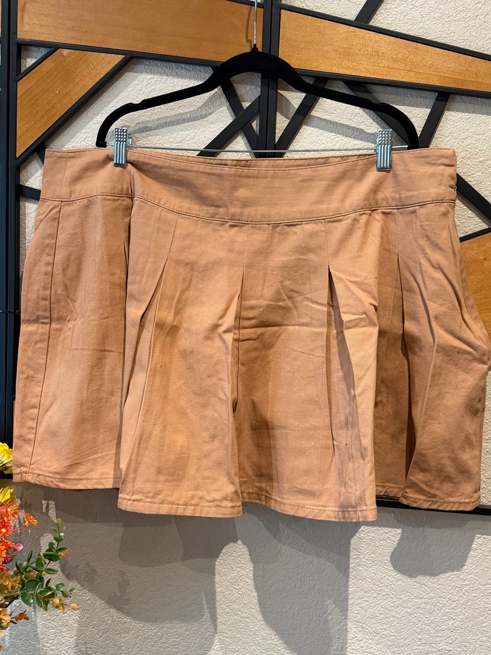 Forever 21 Pleated Tan Skort